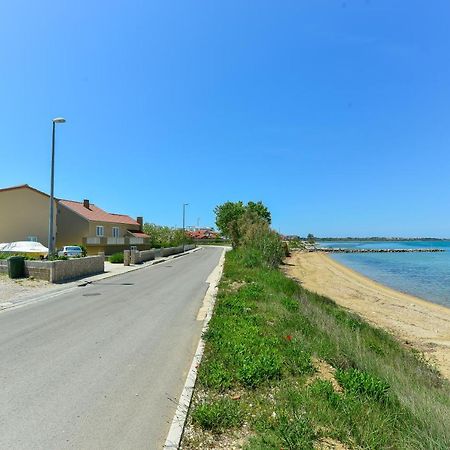 Apartments By The Sea Nin, Zadar - 13172 ภายนอก รูปภาพ
