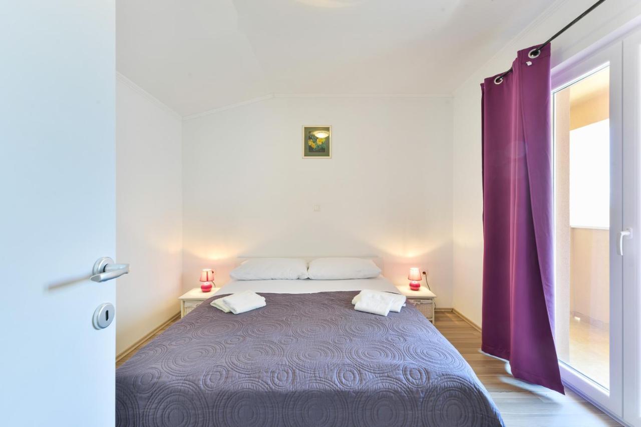 Apartments By The Sea Nin, Zadar - 13172 ภายนอก รูปภาพ