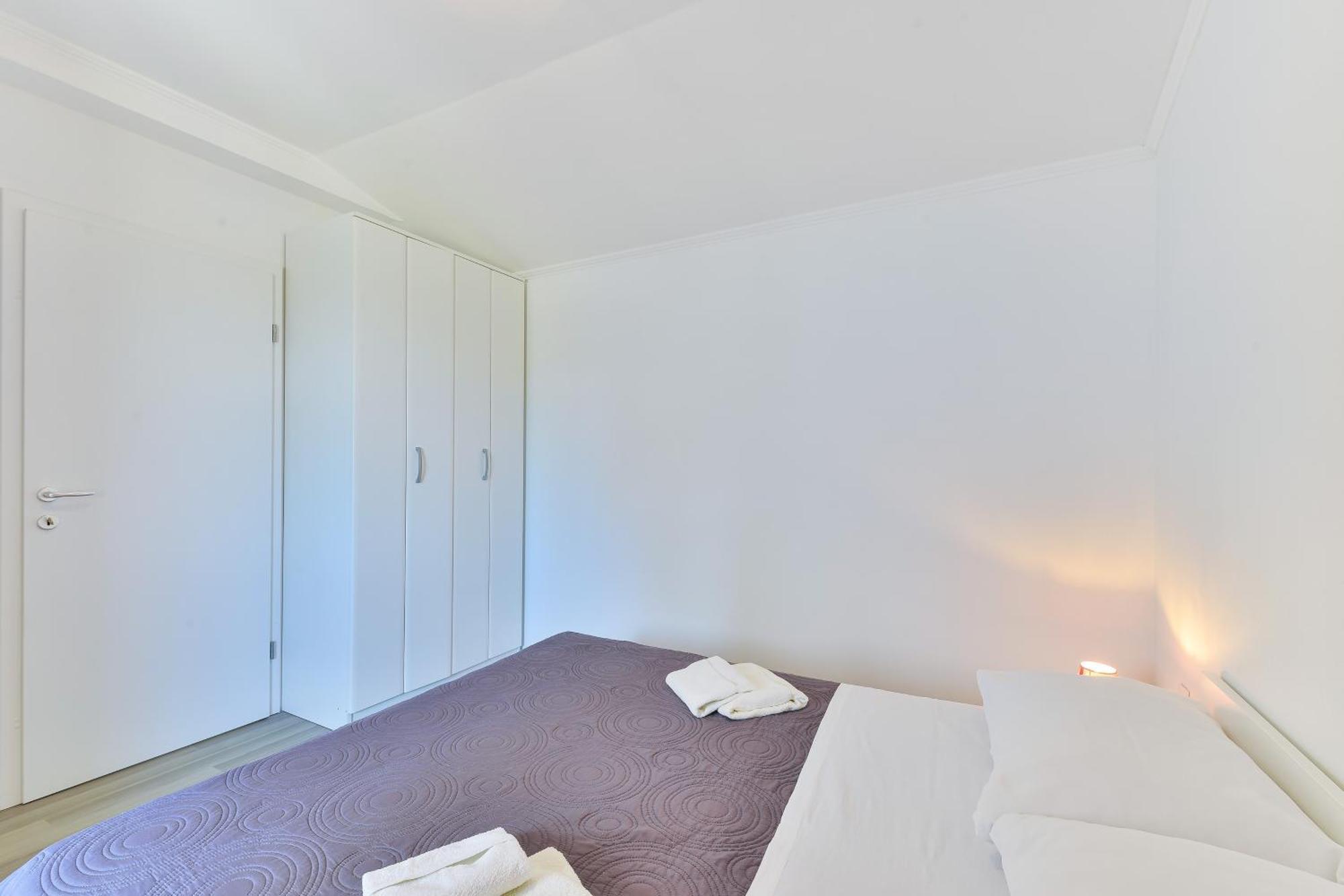 Apartments By The Sea Nin, Zadar - 13172 ห้อง รูปภาพ