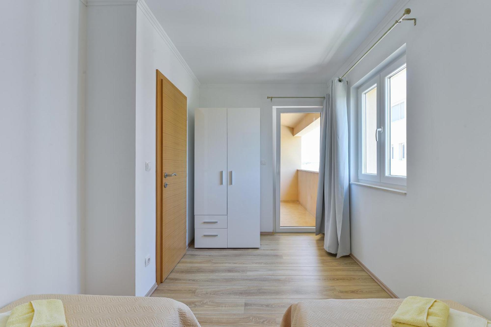 Apartments By The Sea Nin, Zadar - 13172 ห้อง รูปภาพ