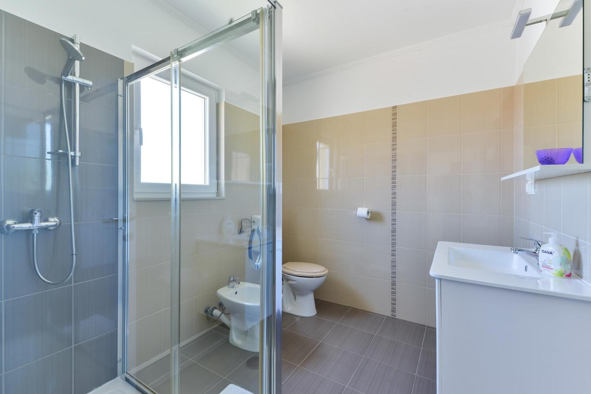 Apartments By The Sea Nin, Zadar - 13172 ห้อง รูปภาพ